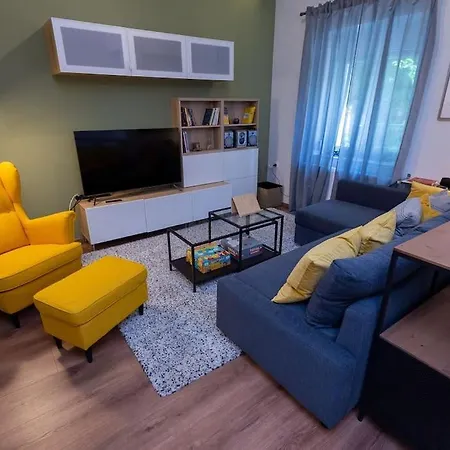 Downtown Luxury With Backyard Apartament *